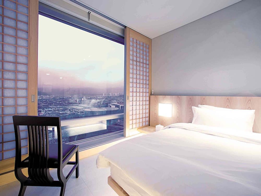 Grand Mercure Ambassador Changwon 17/47