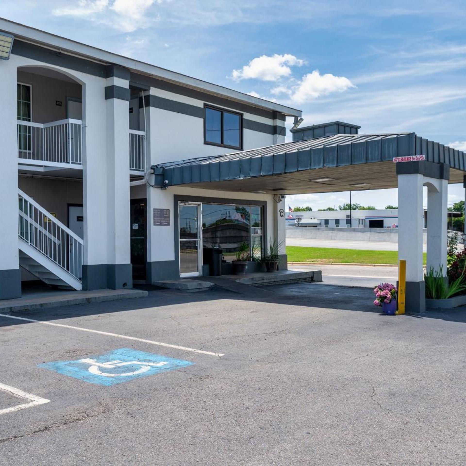Budgetel Inns & Suites Augusta Downtown 21/27