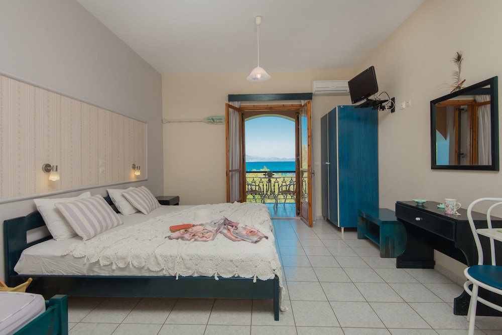 KAVOS PSAROU STUDIOS & APARTMENTS 9/37