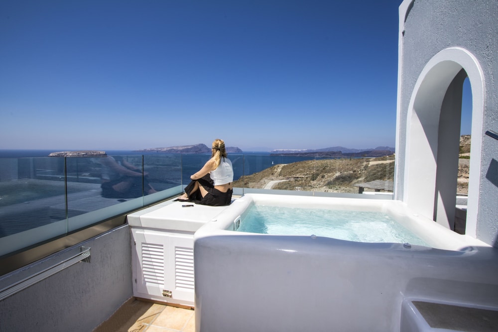 Our Villa Santorini 38/59