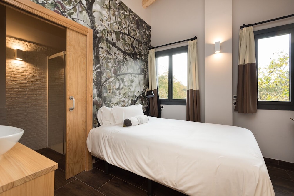 Hotel Sagarlore 33/59