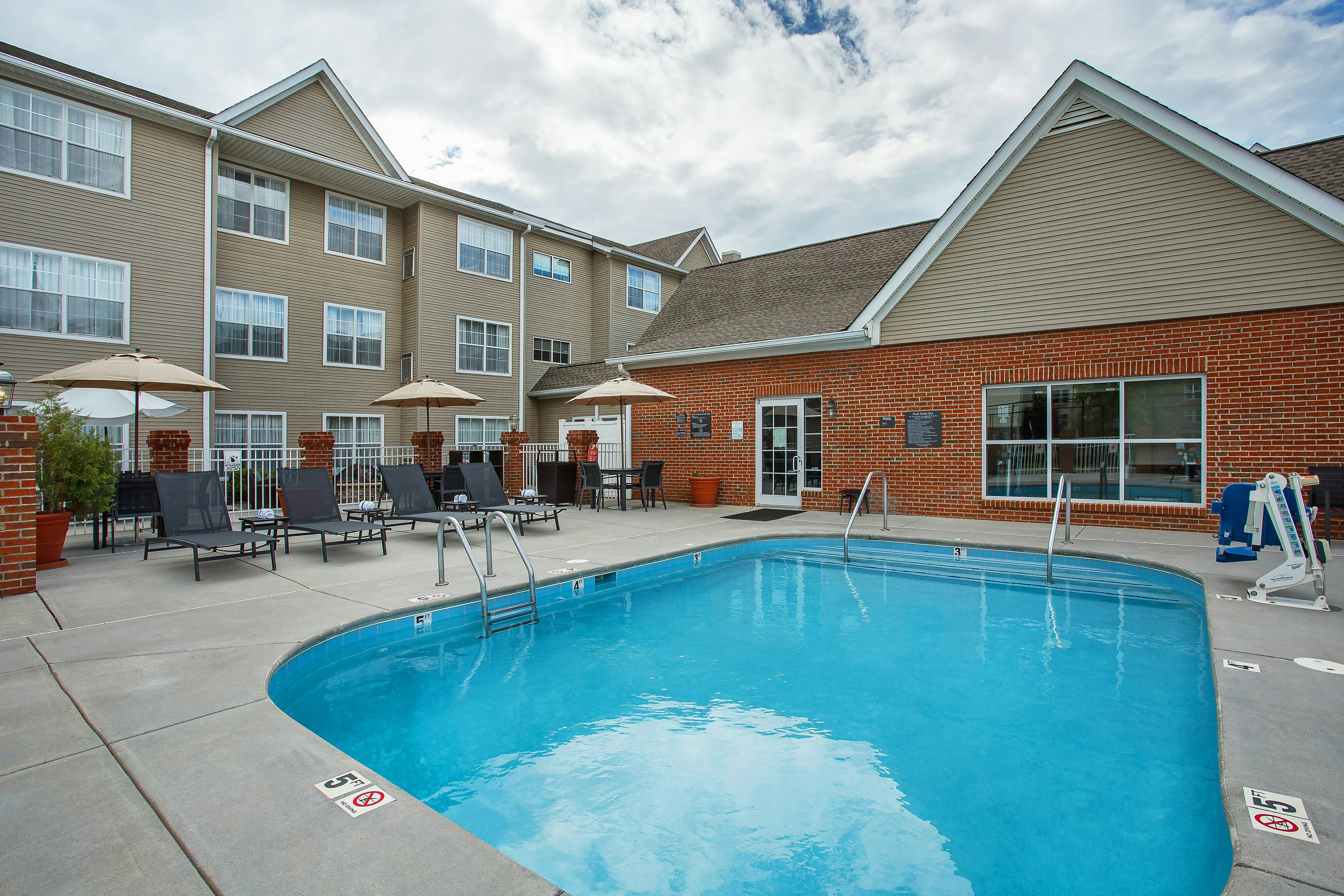 Residence Inn By Marriott Knoxville Cedar Bluff 10/10