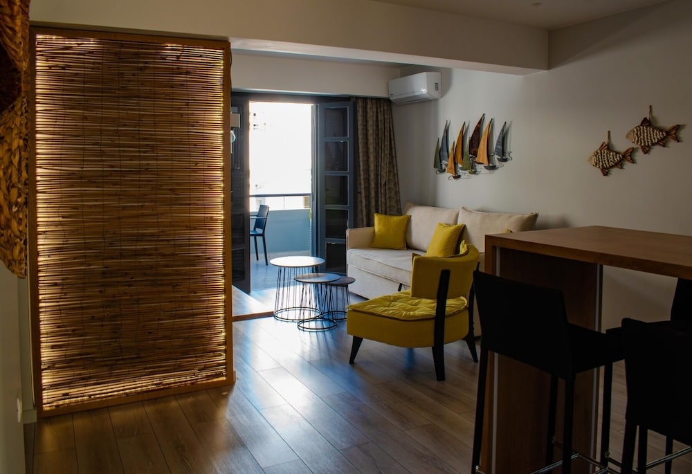 Ikaros Art Hotel 24/32