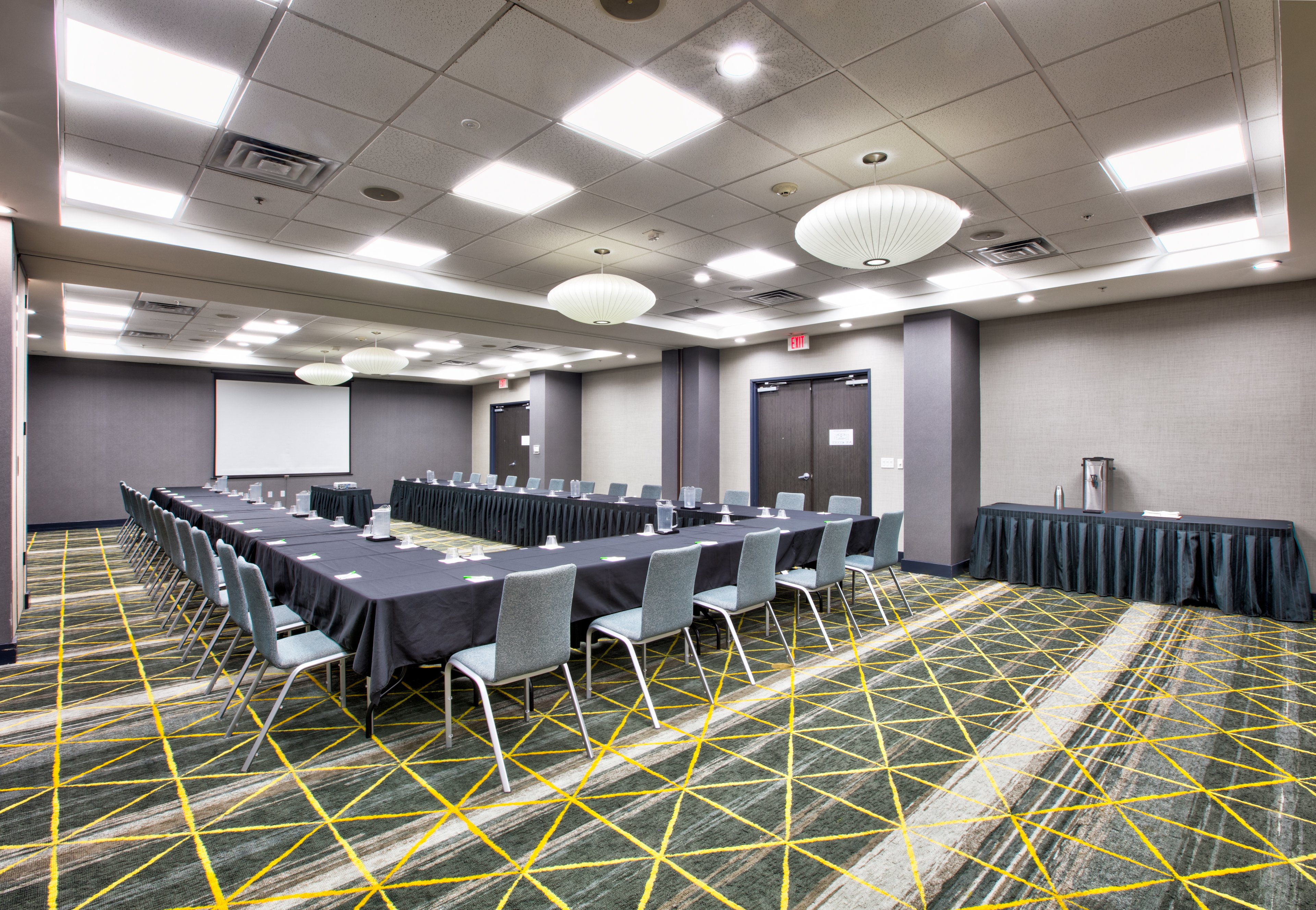 Holiday Inn Dfw South 49/64