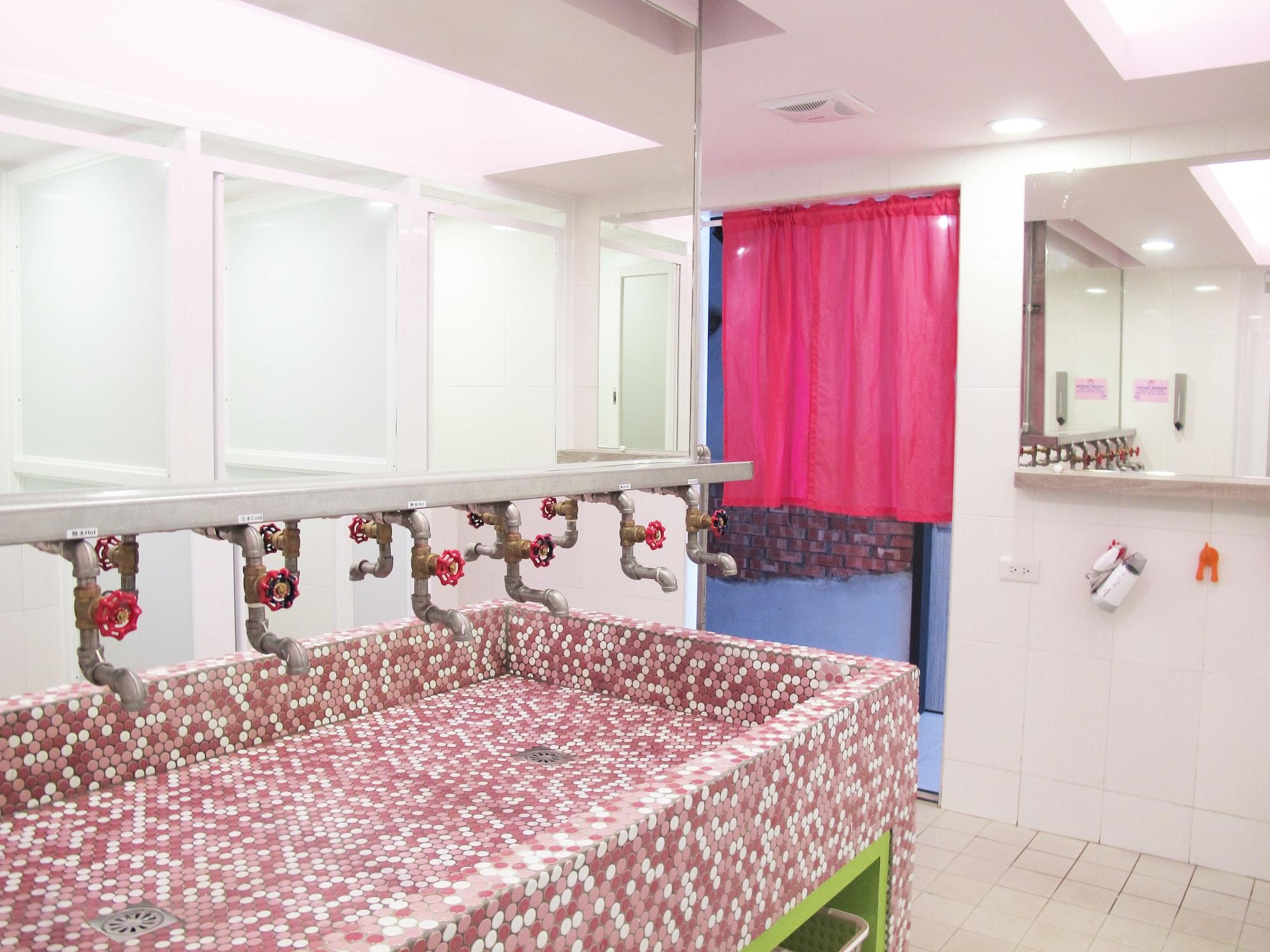 Backpackers Inn Kaohsiung 83/94