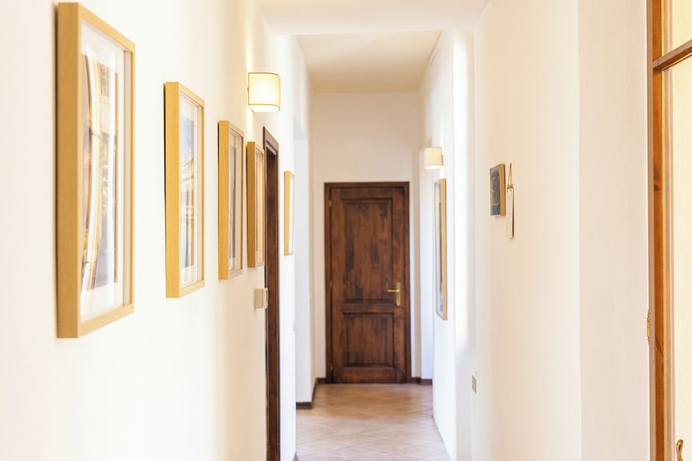 Rental In Rome Rosselli Palace Apartment 2 25/50