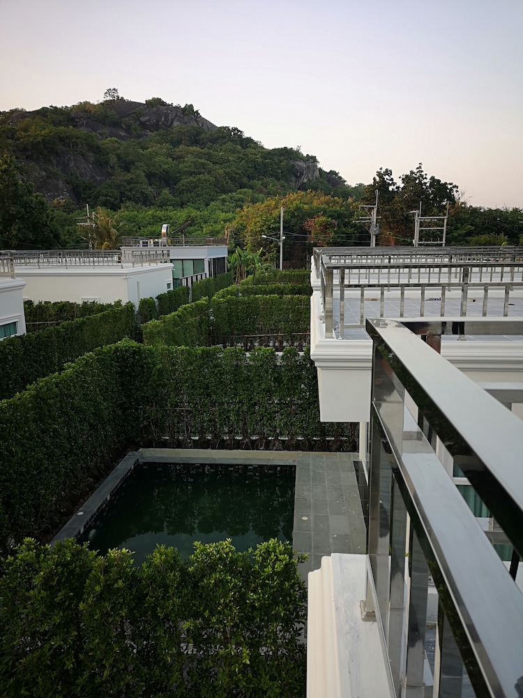 T Villas Huahin 5/29