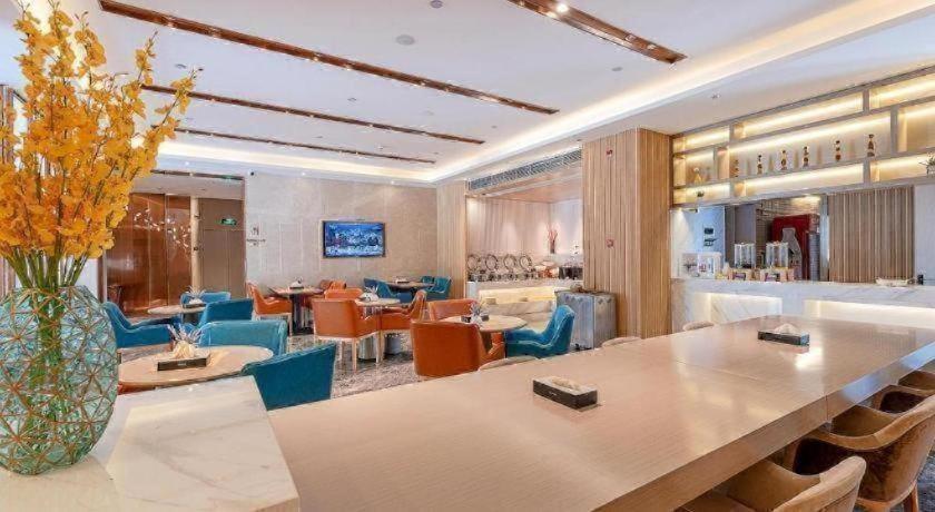 Lavande Hotel (Zhongshan Shiqi Daxin Xinduhui,North of Zhongshan Railway Station) 38/46