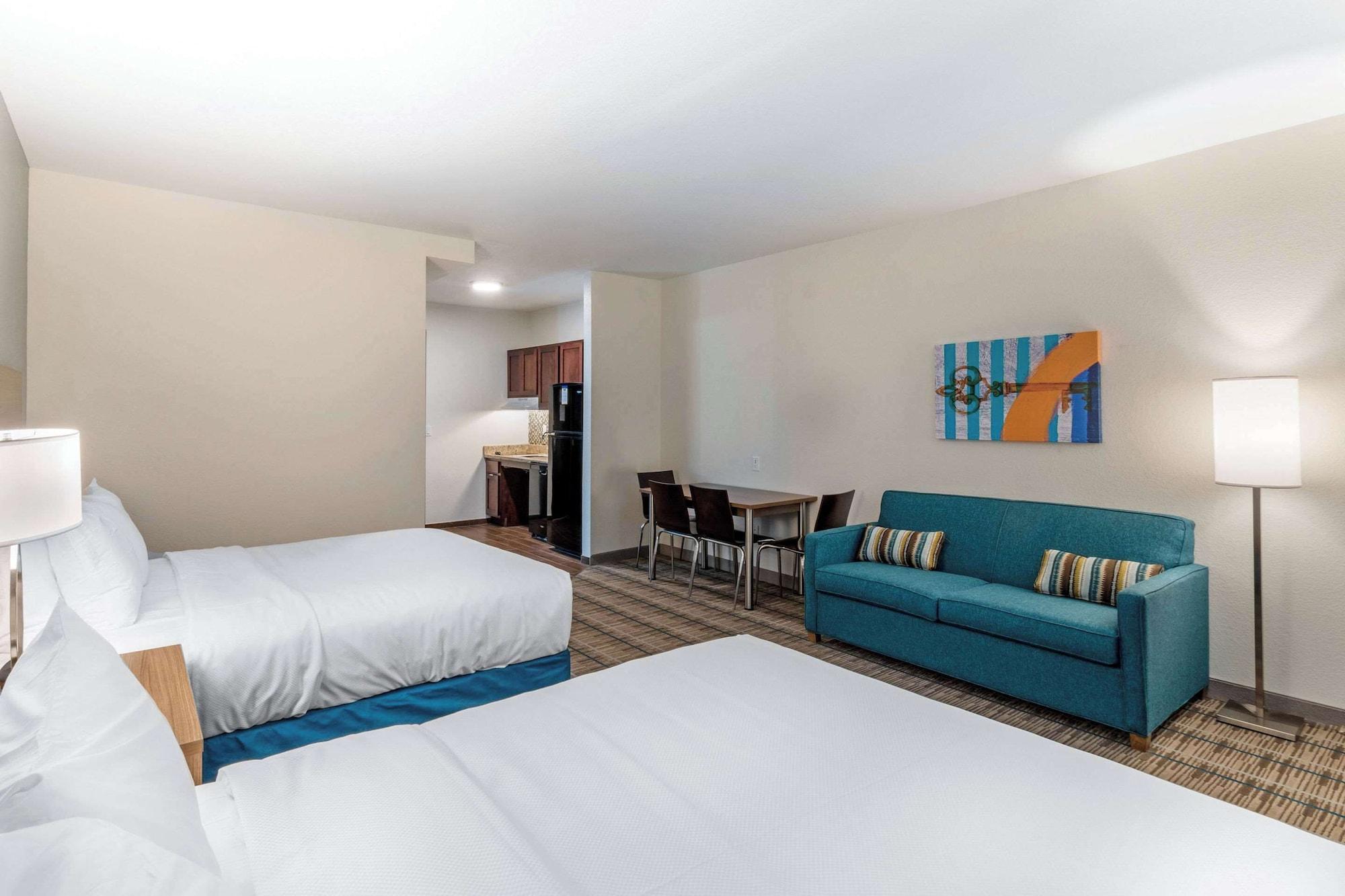 Suite, Multiple Beds, Accessible