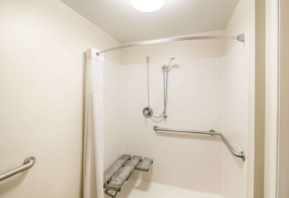 Best Western of Crestview 42/44