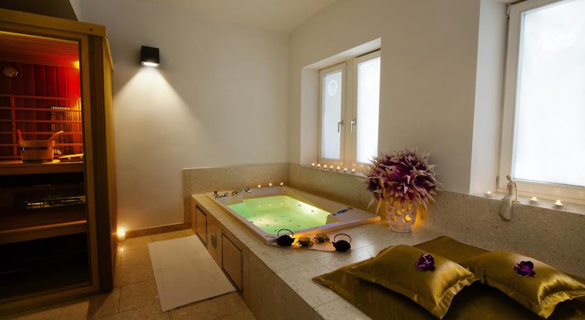 Zdraviliski Dvor Adults only +14 35/62