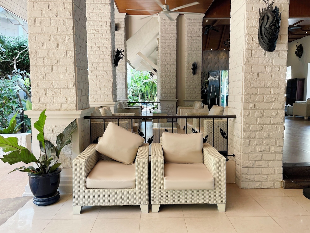 Pinnacle Grand Jomtien Resort 68/93