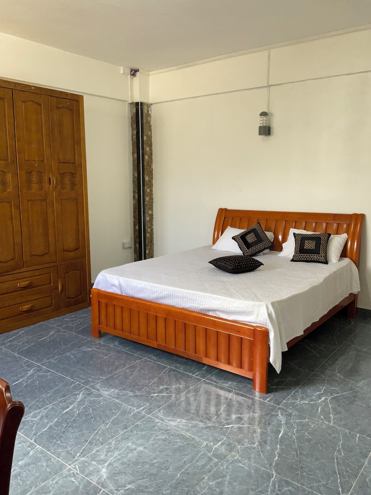 Mahe Holiday Resort 10/49