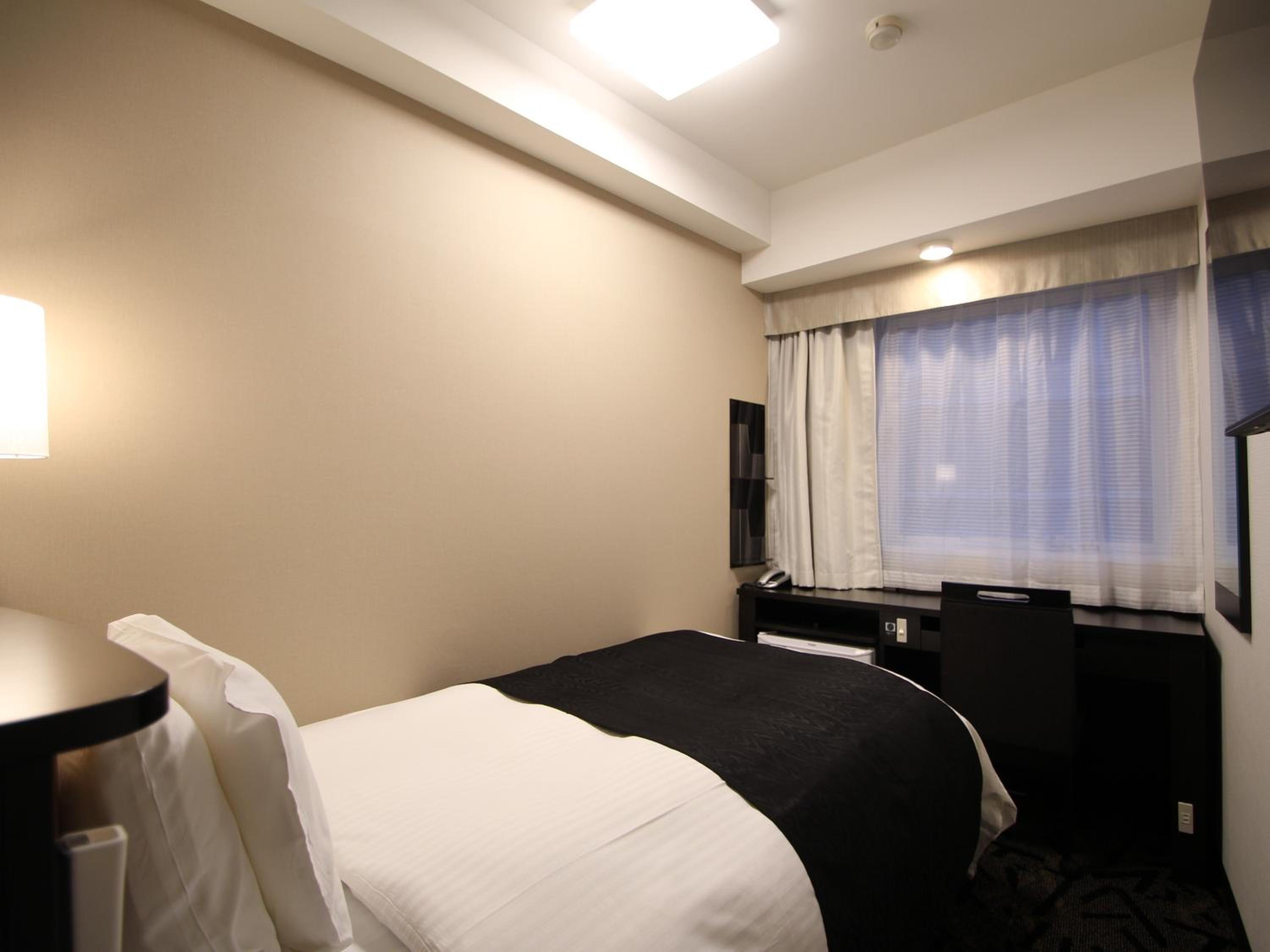 Room, Single, Smoking