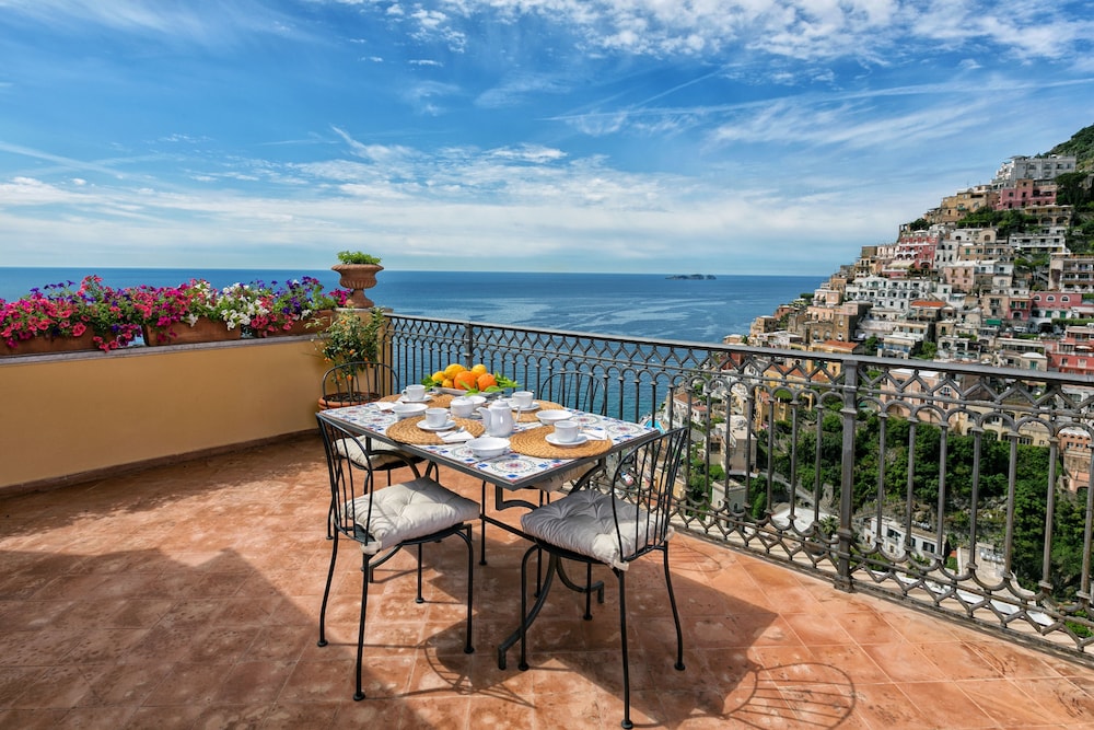 Palazzo Margherita Positano 55/71