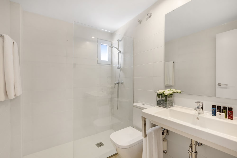 Hotel ROC Illetas & SPA 22/68