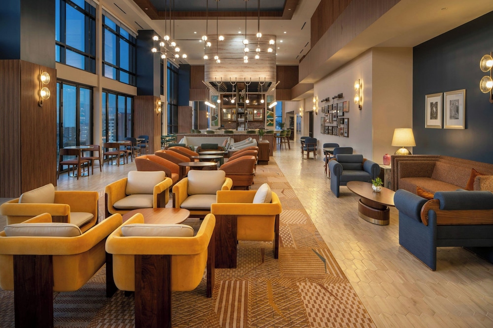 Trilogy Hotel Huntsville, Autograph Collection 26/43