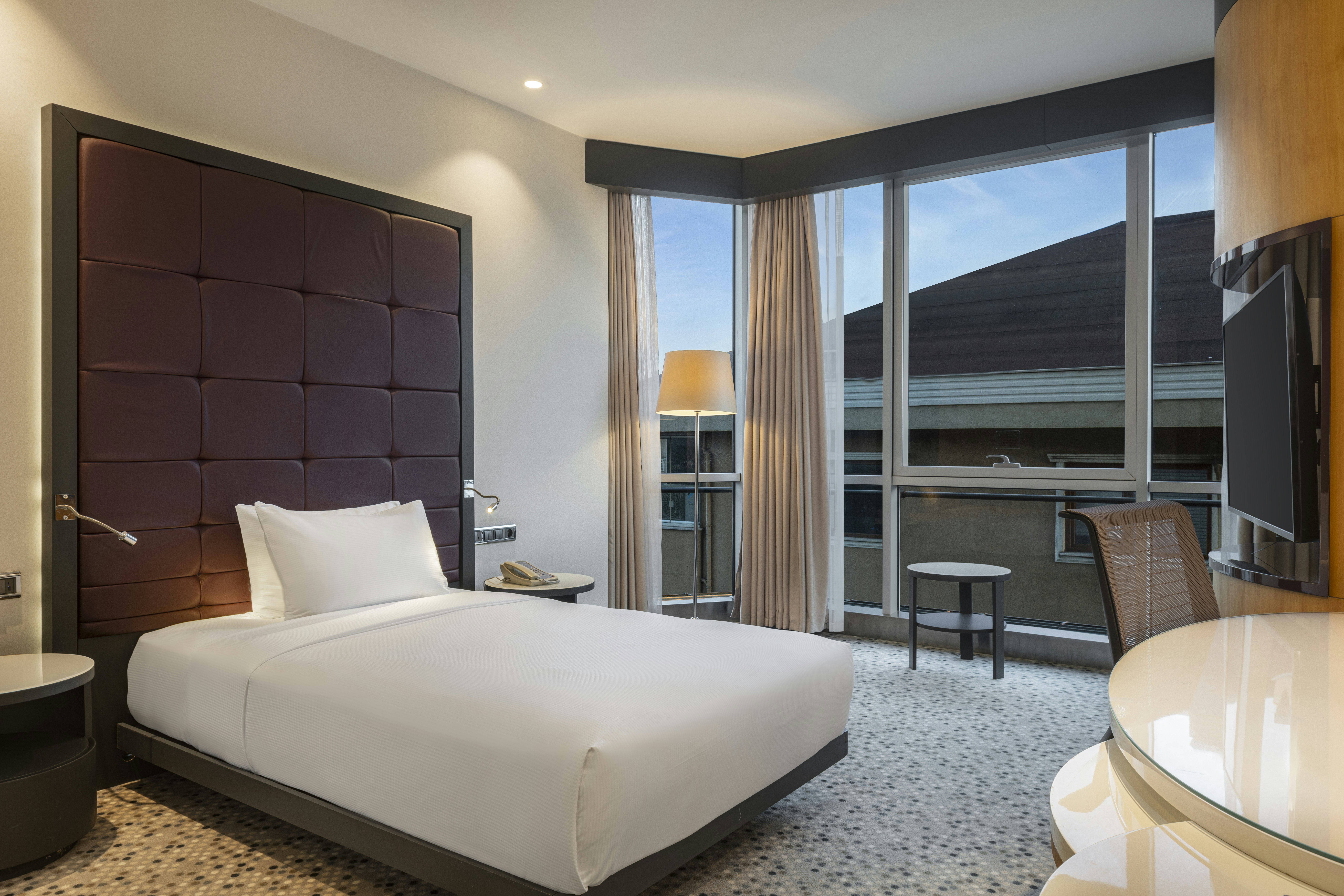 Room, Queen Bed, Accessible