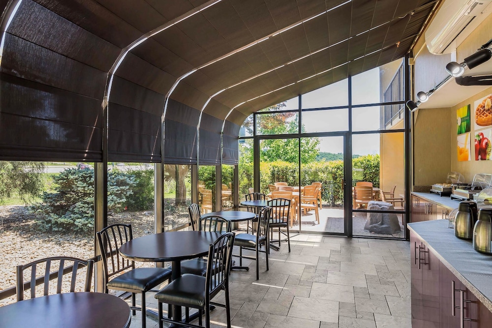 restaurant-cafeteria