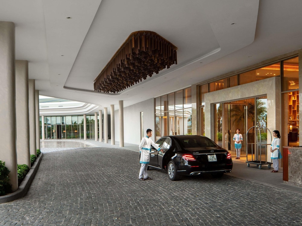 Movenpick Resort Cam Ranh 70/74