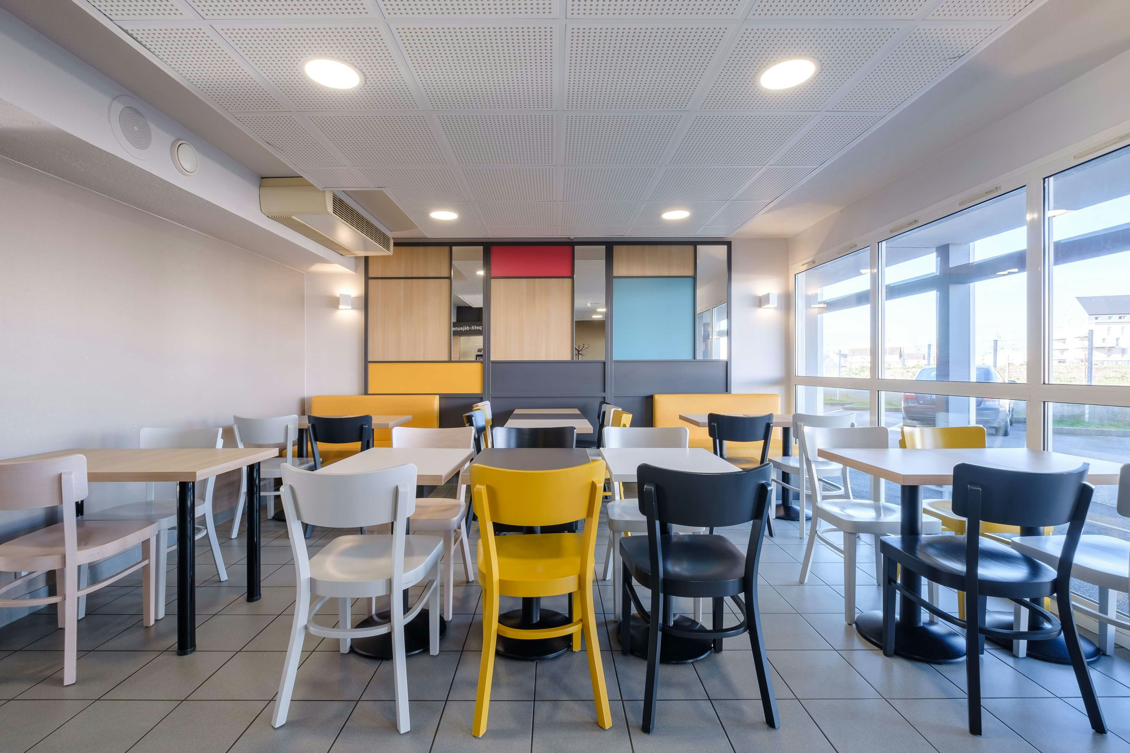 B&B Hotel Calais Coquelles Tunnel Sous La Manche 22/29