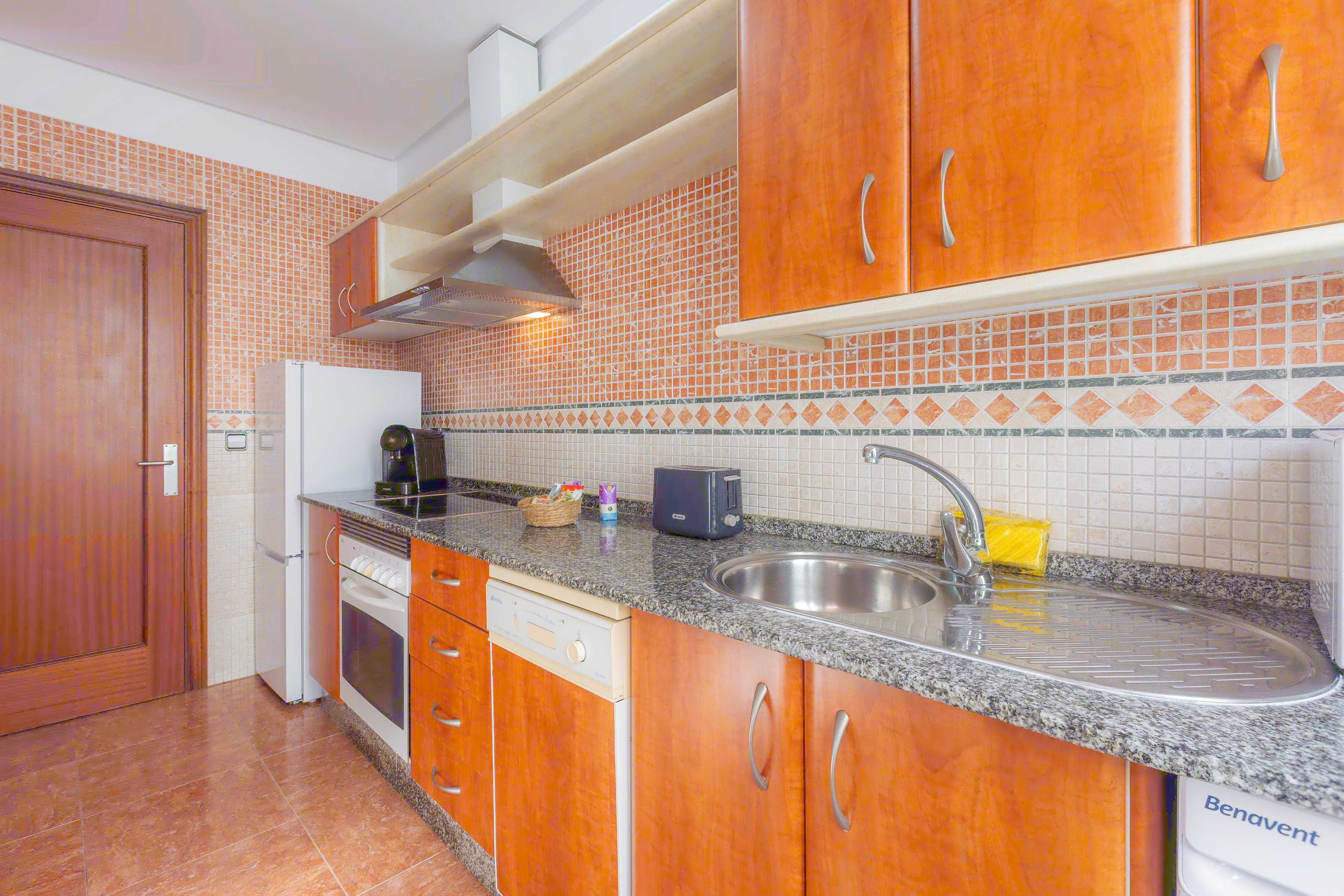 Apt Blueseas Bahia Marina 54/58