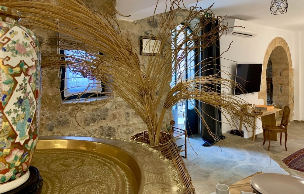Villa Vager Mani 7/50