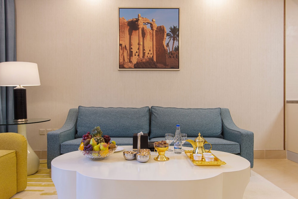 فندق سروات بارك الرياض(Sarwat Park Hotel Riyadh) 14/18