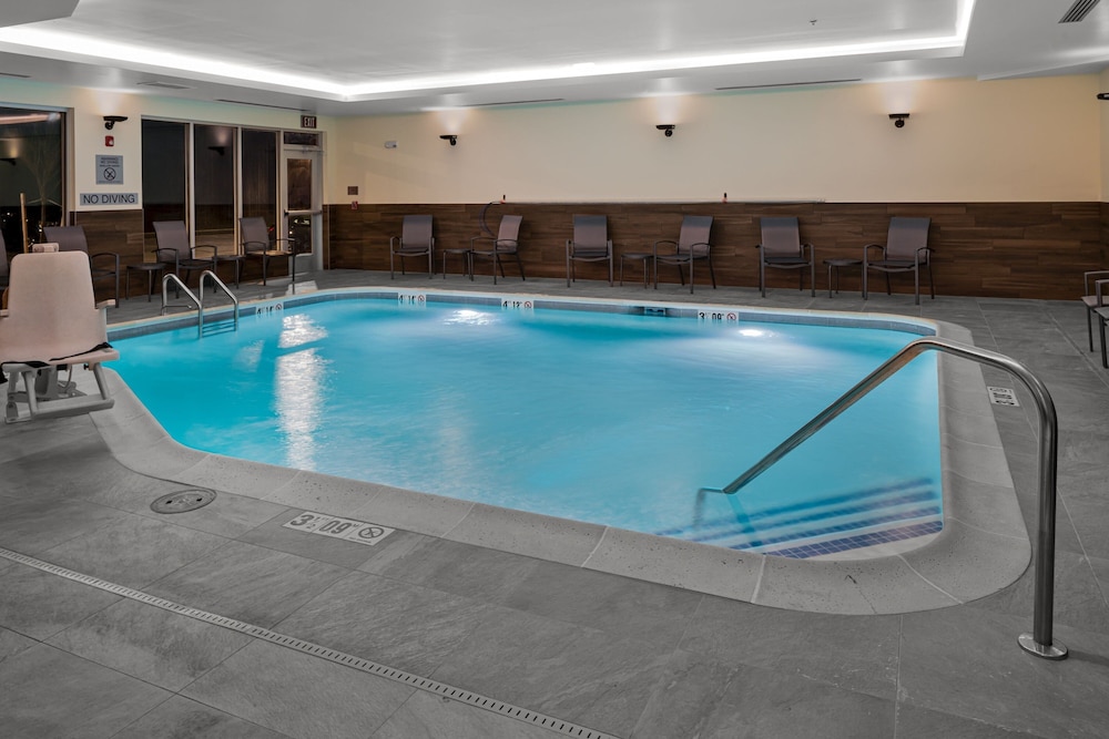 Fairfield Inn & Suites by Marriott Somerset 3/36