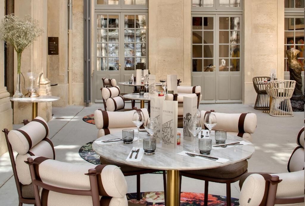 Hotel Richer de Belleval 37/50