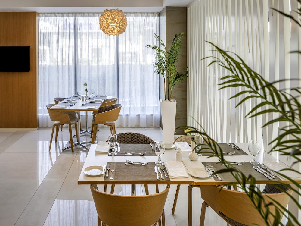 نوفوتيل جدة(Novotel Jeddah Tahlia) 61/75