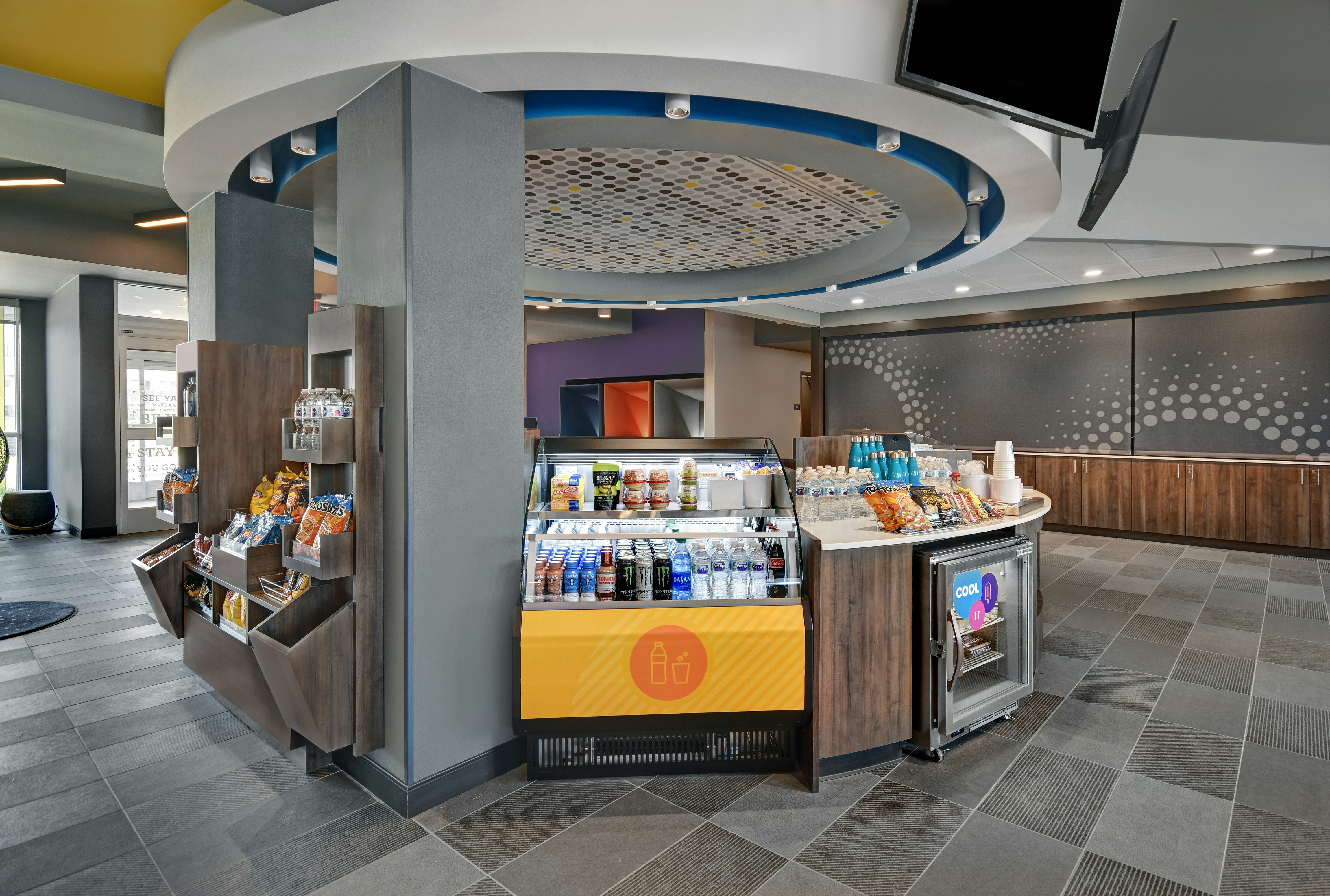 Tru By Hilton Troy Detroit 8/52