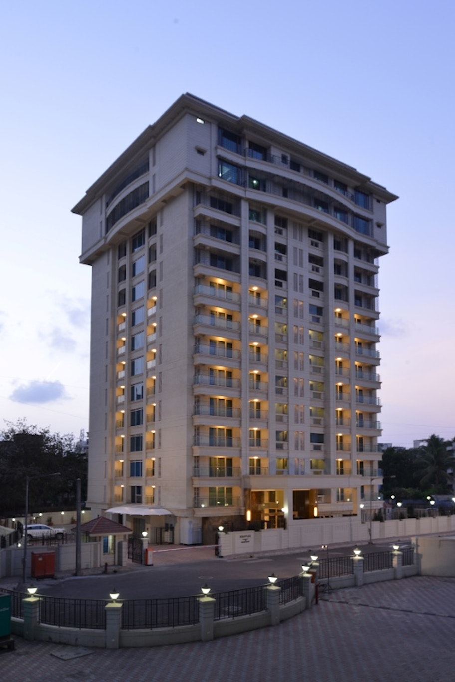 Residency Sarovar Portico 2/27