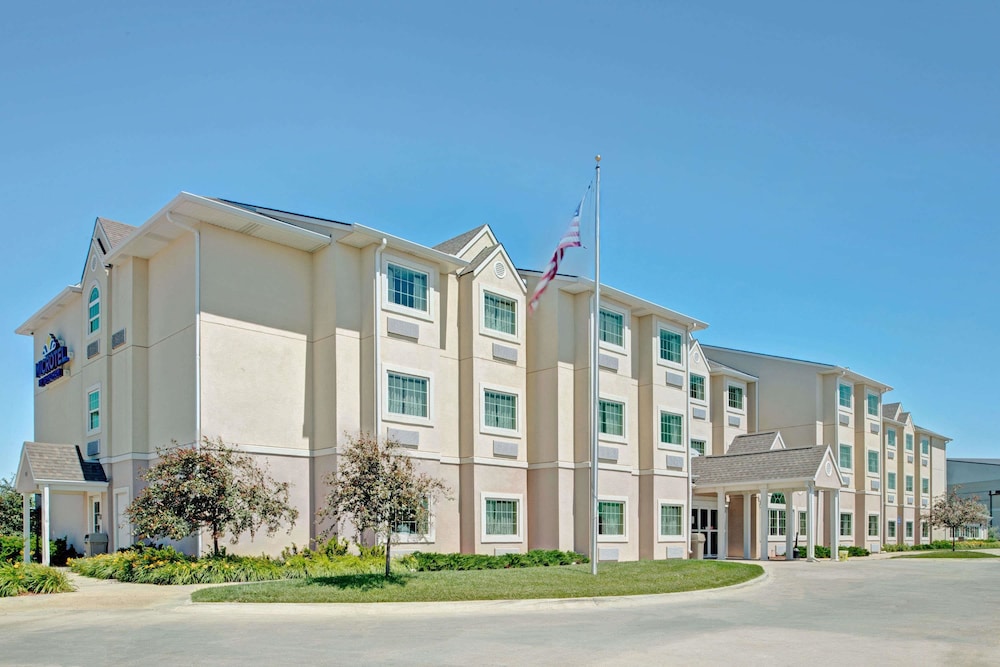 Microtel Inn Council Bluffs 2/50