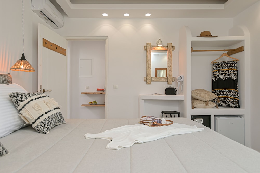 Naxos Finest Hotel Villas 17/50