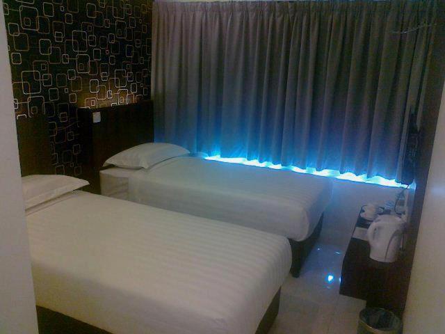 The Regency Garden Hotel 31/50