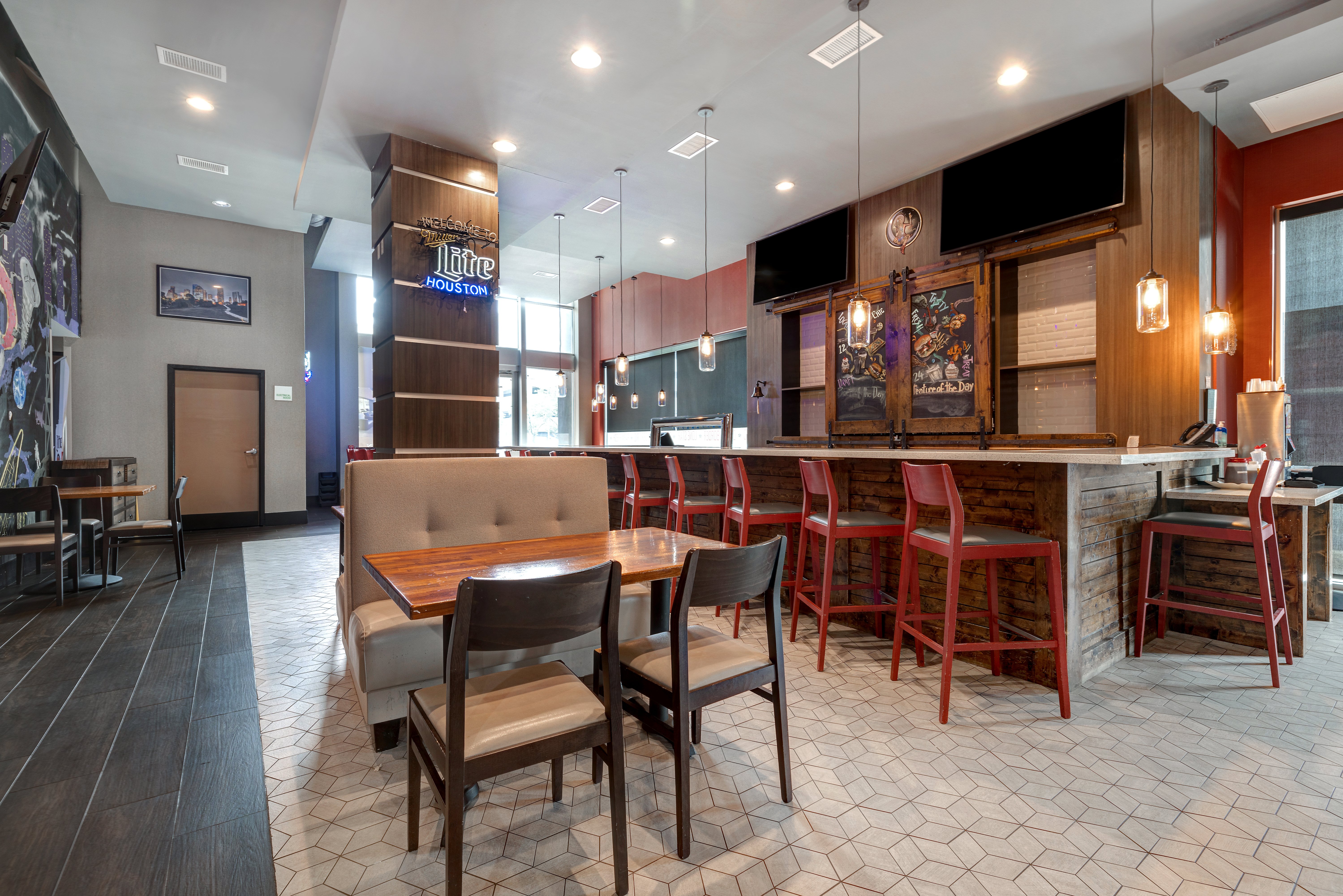 Holiday Inn Houston Downtown 66/77