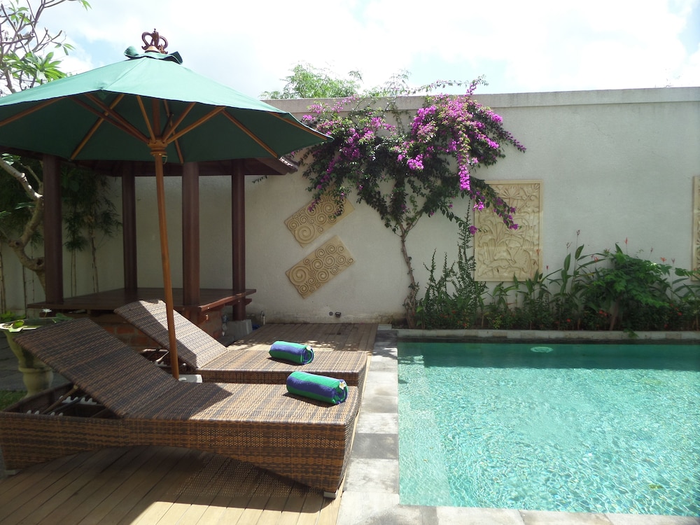 Royal Majesty Villas 62/71