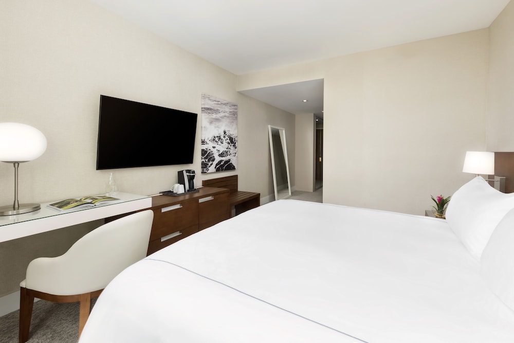 The Altair Hotel Bay Harbor Miami 11/49