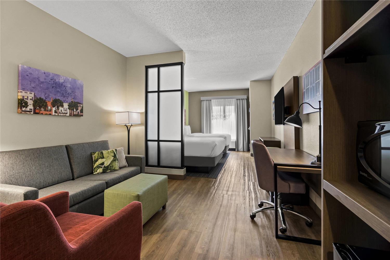 SUITE, 2 QUEEN BEDS