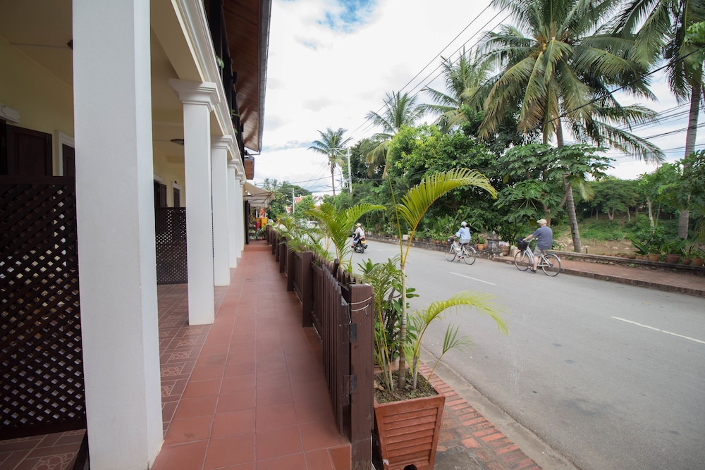 Villa Somphong 44/50