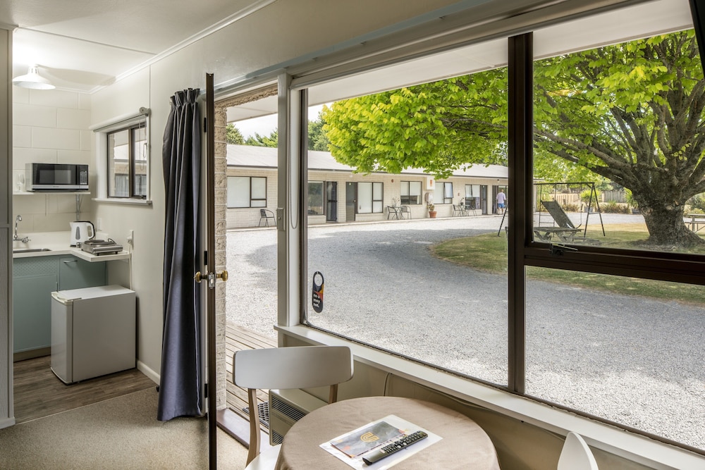 U Studios Masterton, SureStay Collection by Best Western 19/49