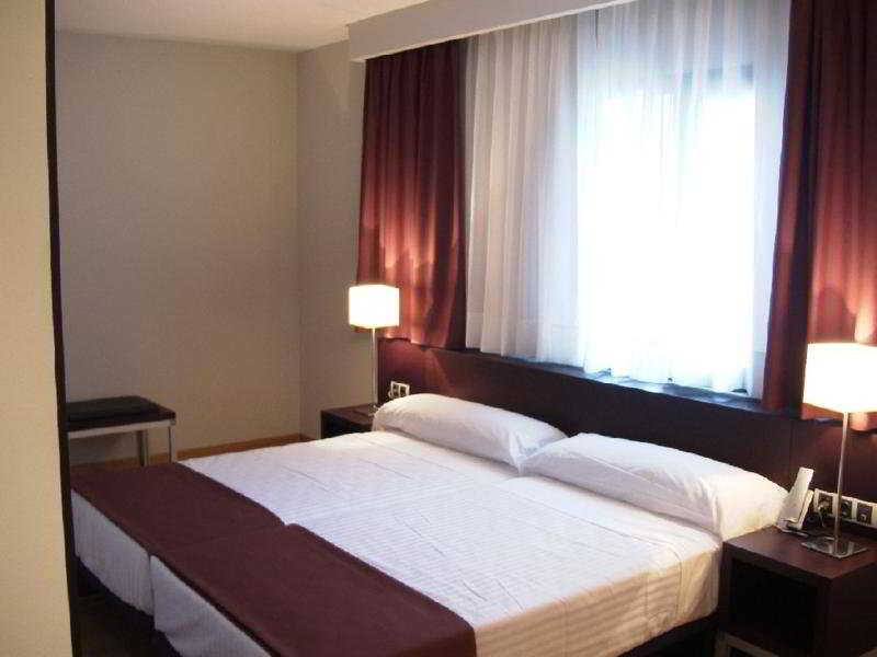 Room, Single, Double Bed