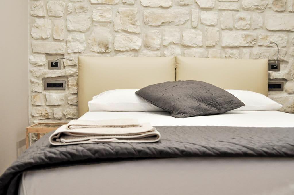 Olivia Rooms Eurialo 6/16