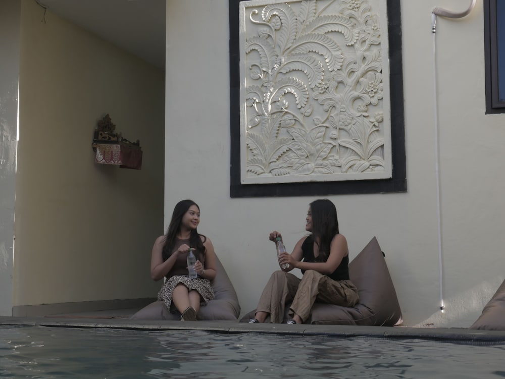 Suardana Inn's 6/46