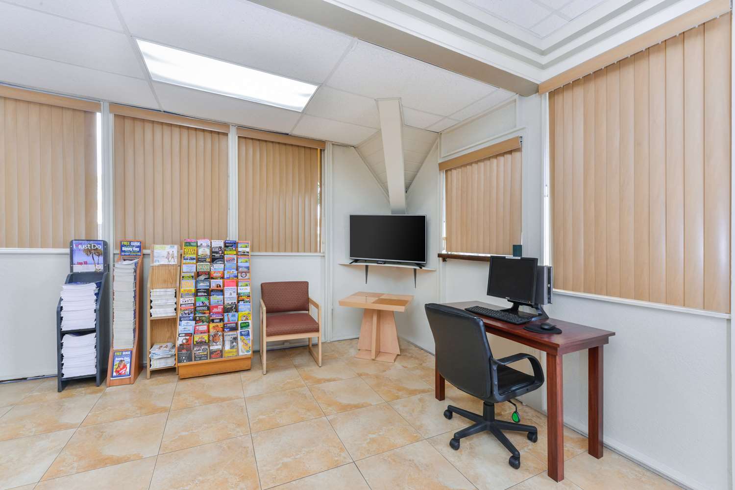 Americas Best Value Inn Sarasota Downtown 33/40