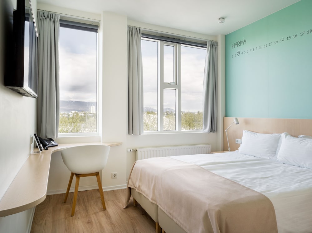 STANDARD, DOUBLE OR TWIN BED