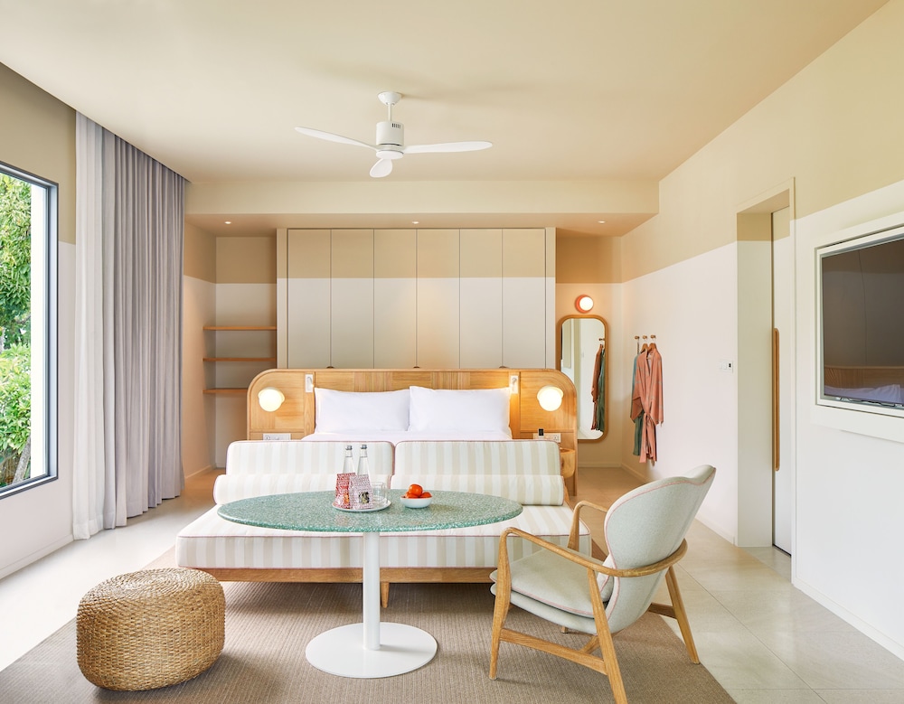 The Standard Hua Hin 28/82