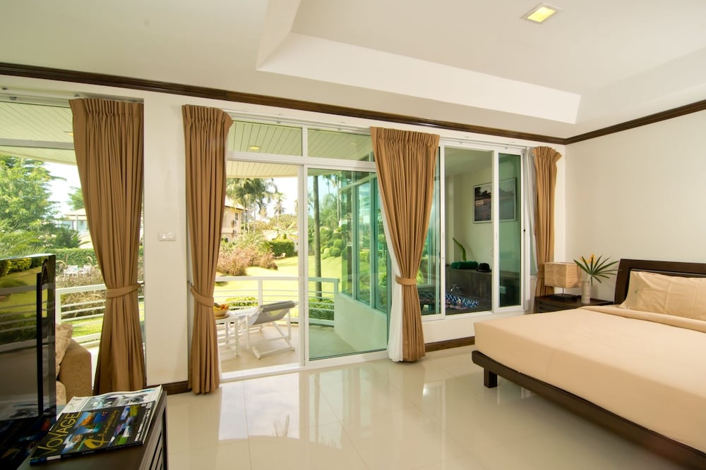MAKATHANEE RESORT 24/63