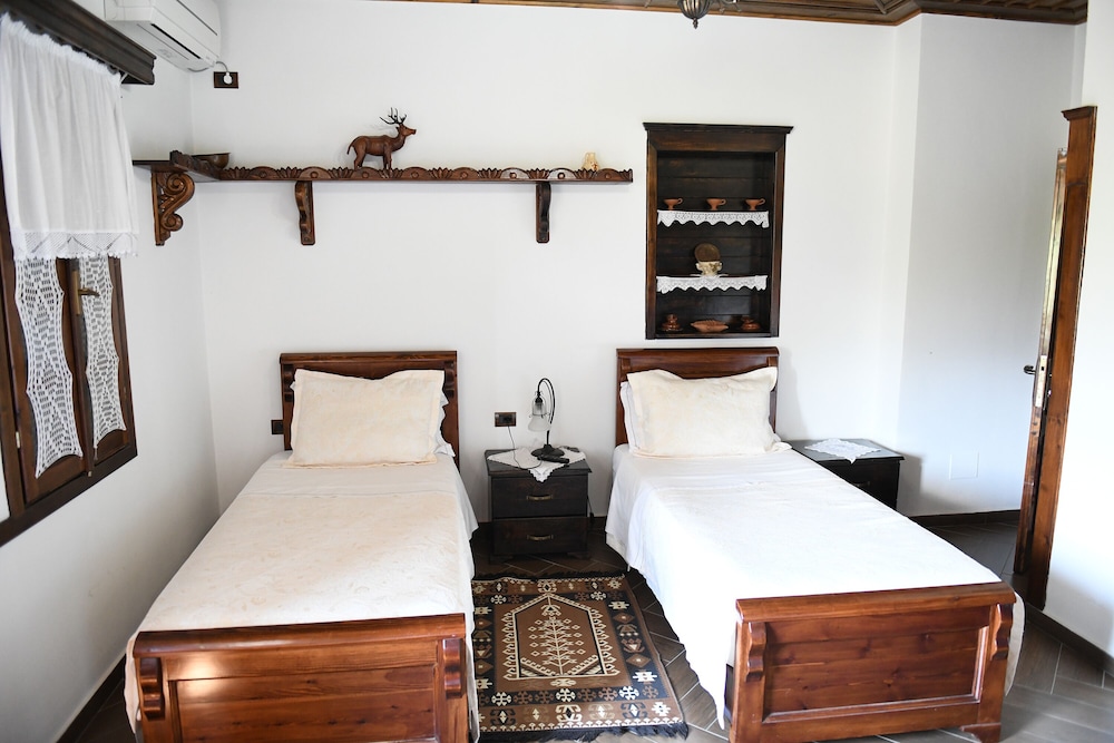 Hotel Kaceli 25/76
